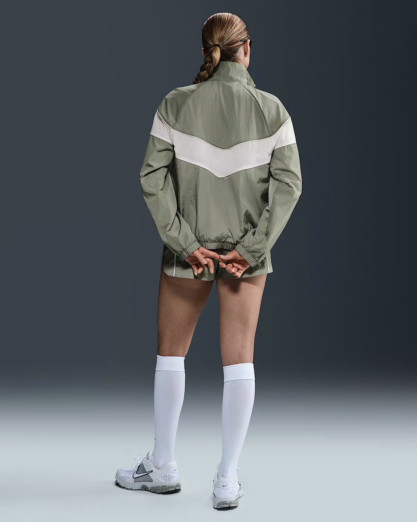 Nike Windrunner Women's Loose UV Woven Full-Zip Jacket